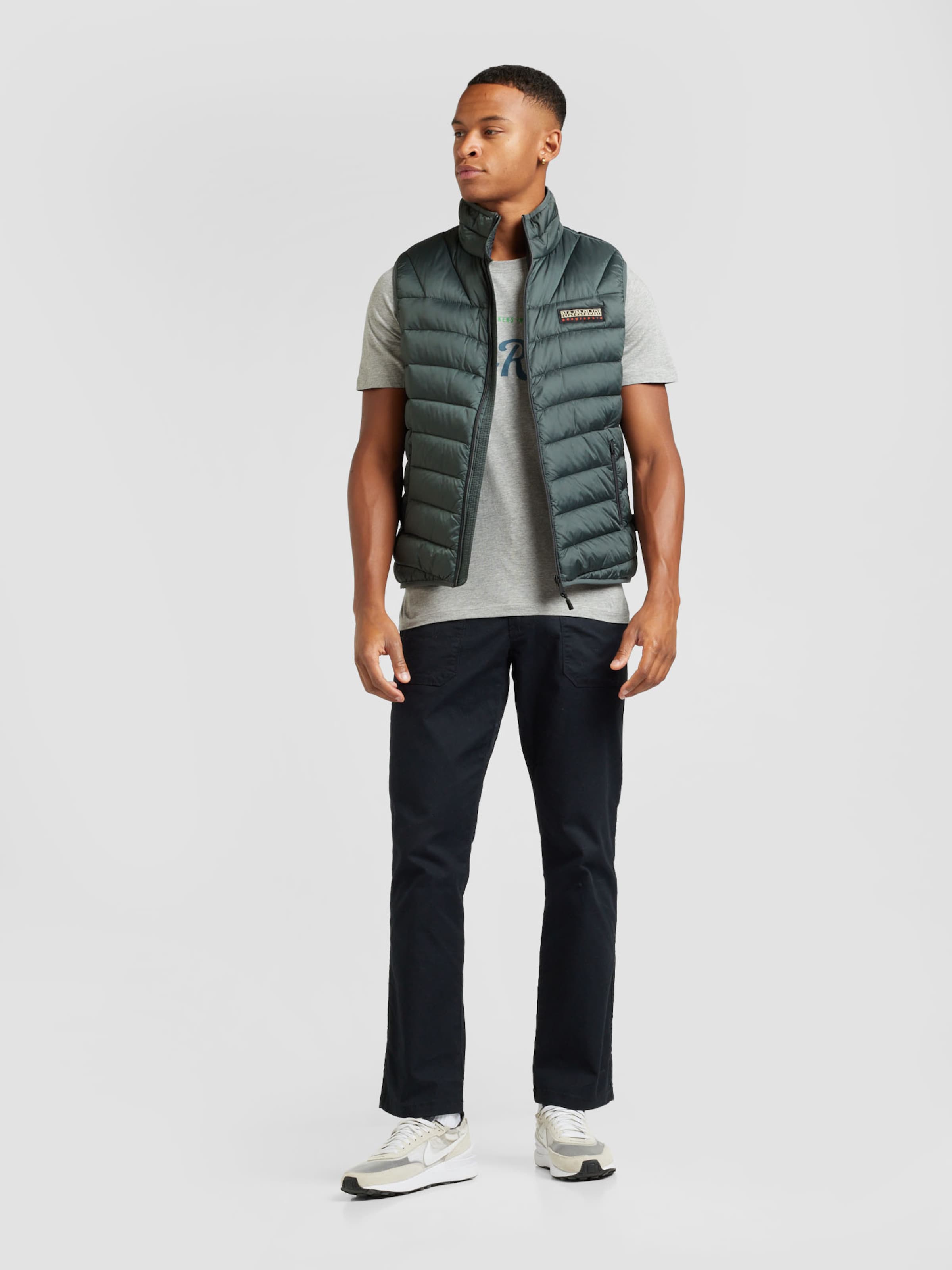 NAPAPIJRI Vest AERONS V 3 in Fir ABOUT YOU