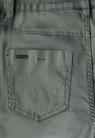 STREET ONE Regular Pants in Green