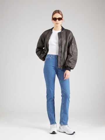 Regular Jean 'ONLLAURA' ONLY en bleu
