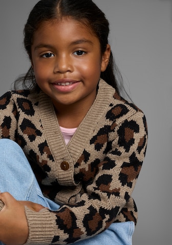 Kidsworld Strickjacke in Braun