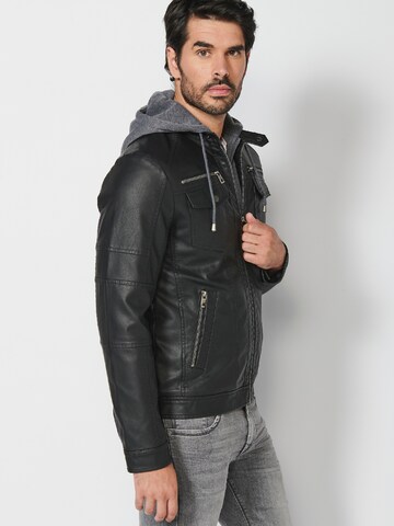 KOROSHI Between-Season Jacket in Black