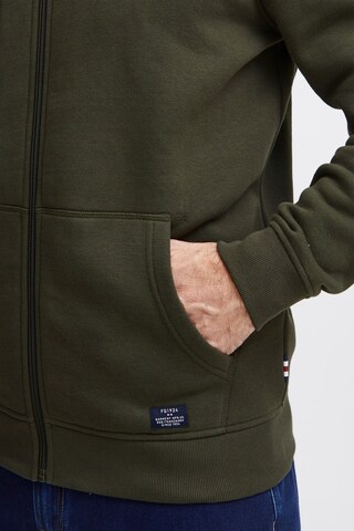 FQ1924 - Sudadera con cremallera 'William' en verde