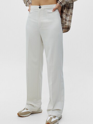 Pull&Bear Zvonové kalhoty Kalhoty s puky – bílá