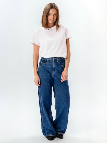 TEESHOPPEN Regular Jeans ' Wide ' in Blue: front