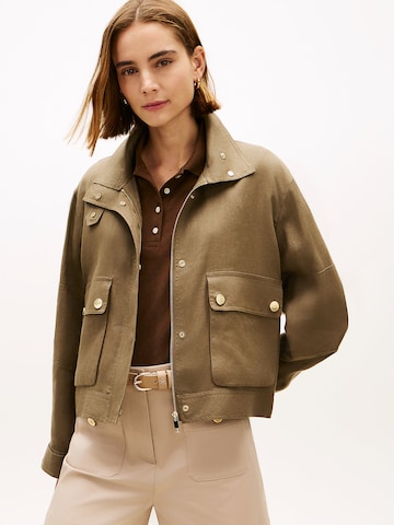 TOMMY HILFIGER Übergangsjacke in Braun