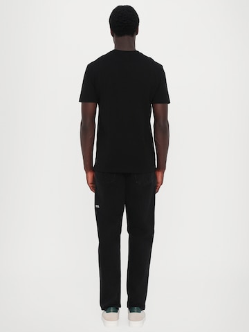 ARMANI EXCHANGE Футболка в Черный