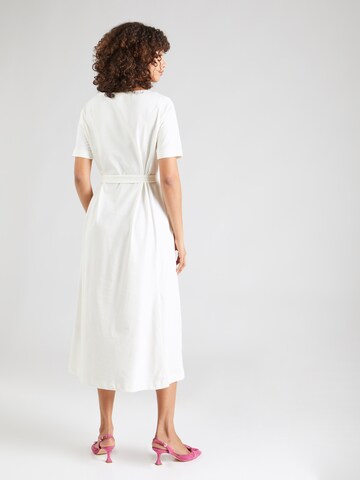 Robe 'Billina' minimum en blanc