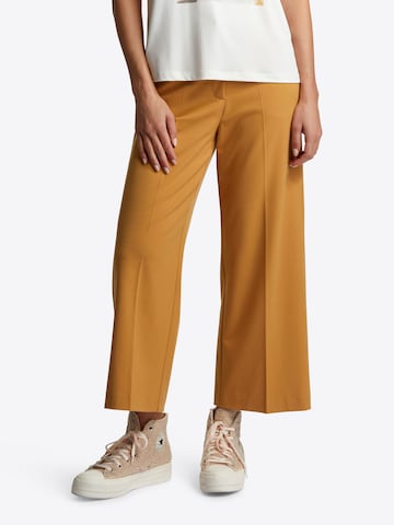 Rich & Royal Wide leg Trousers with creases in Brown: front