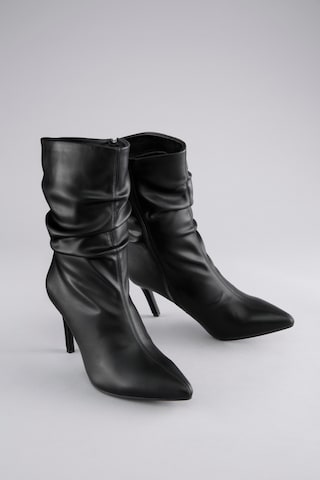 Aniston Stiefelette in Schwarz