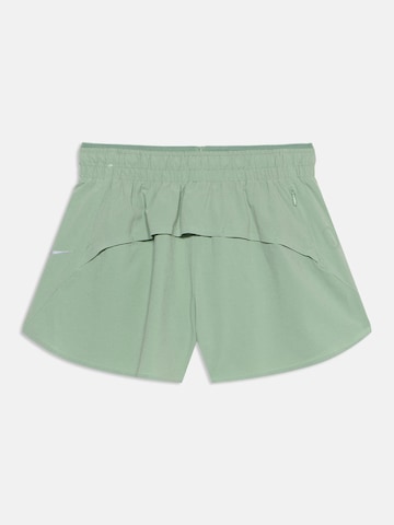 NIKE Regular Sportbyxa i grön