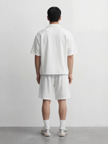 Burocs Regular Pants 'Structured' in White