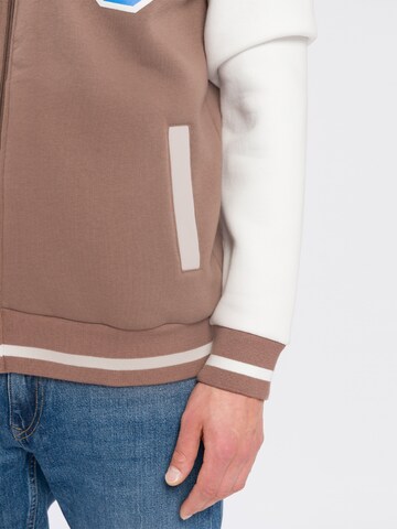 CROSS JEANS Sweatjacke ' 25400 ' in Braun
