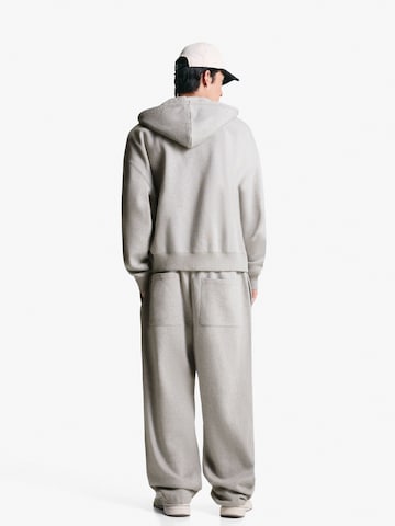 Bershka Joggingdragt i grå