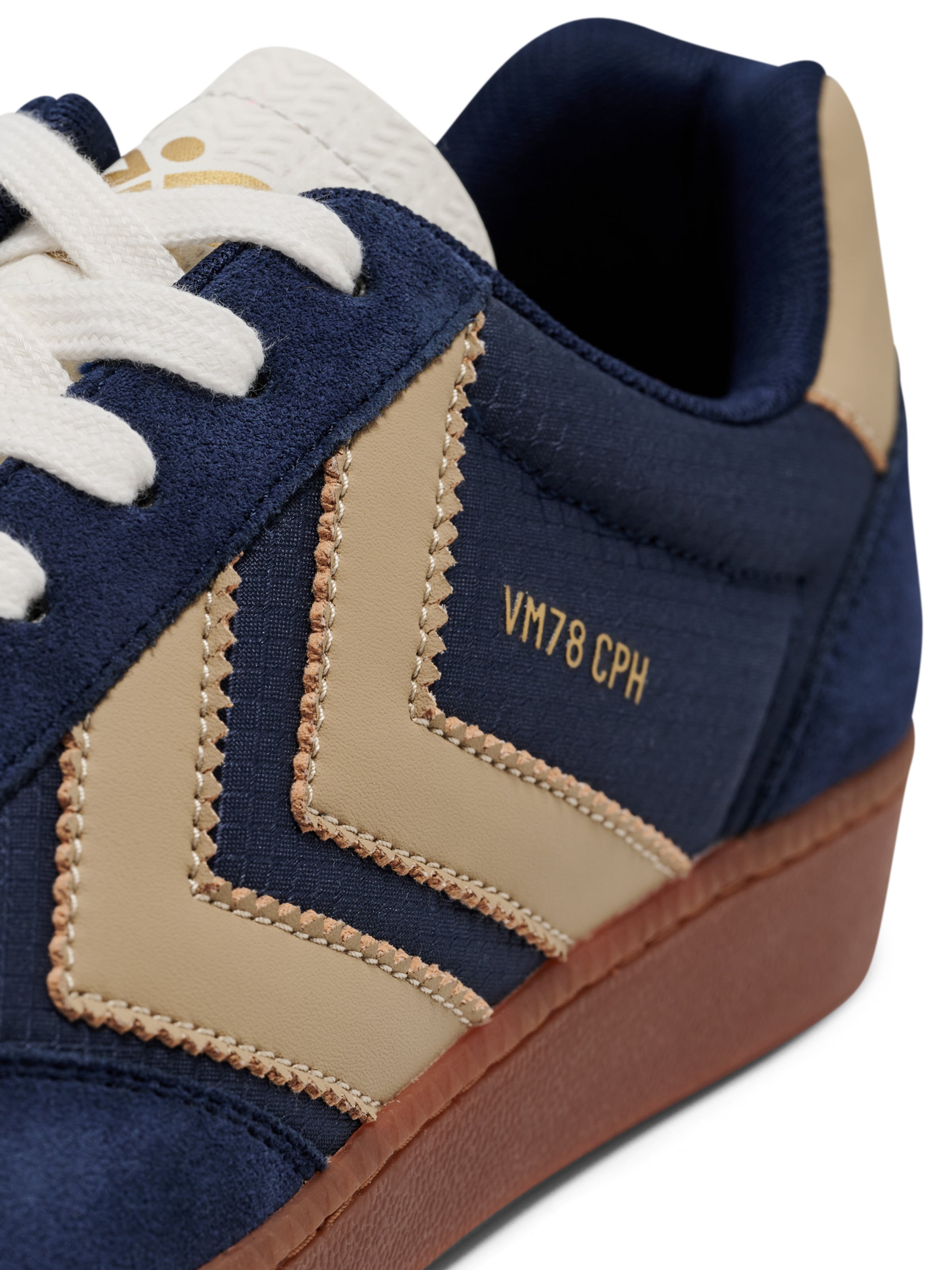 Hummel Platform trainers in Blue