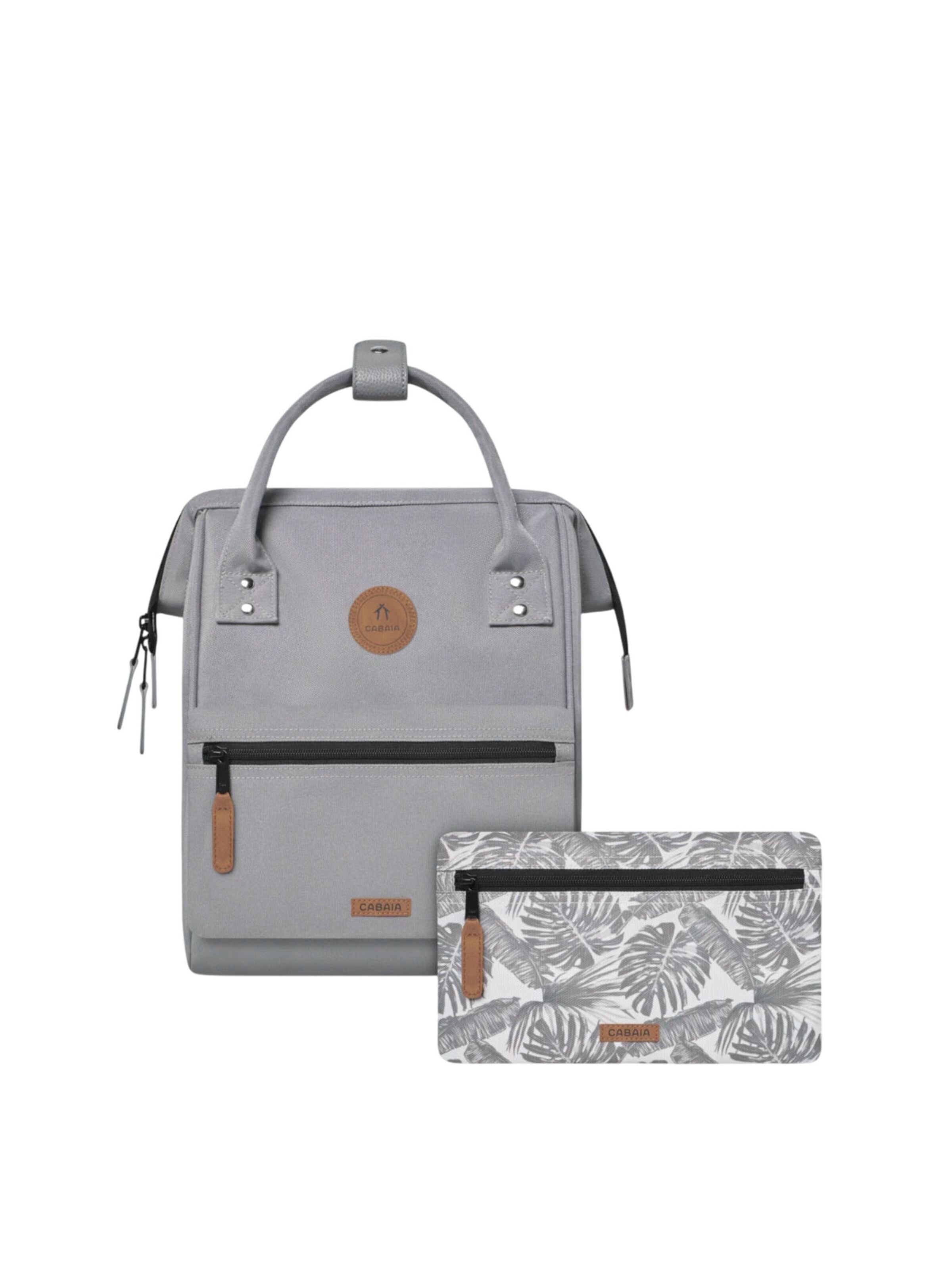 Cabaia Rucksack 'Adventurer' in Grau: Vorderseite