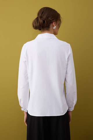 Trendyol Halenka – bílá