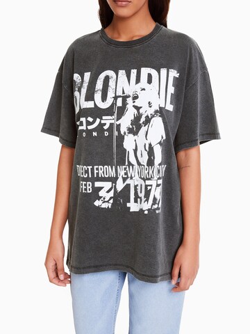 Bershka T-Shirt in Grau