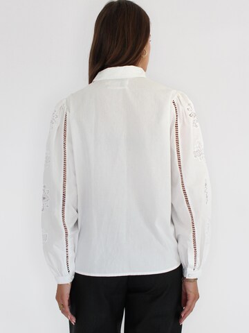 Honnête Atelier Blouse 'Ina' in White