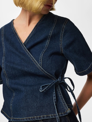 Camicia da donna 'Flora Wickle' di PIECES in blu