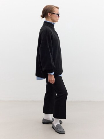 MANUKA Sweater in Black