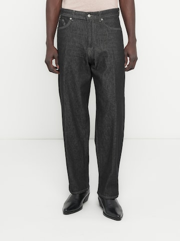 DRYKORN Широка кройка Дънки 'RAWDY_A' в черно: отпред