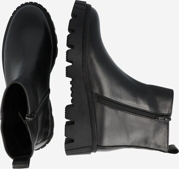 GABOR Ankle Boots in Black