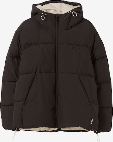 Bershka Zimska jakna | črna barva: sprednja stran