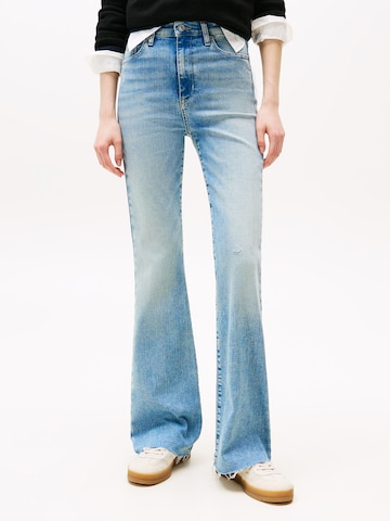 Tommy Jeans Flared Jeans 'Sylvia' in Blue: front