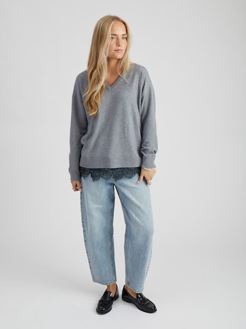 Peppercorn - Top 'Tracie' en gris