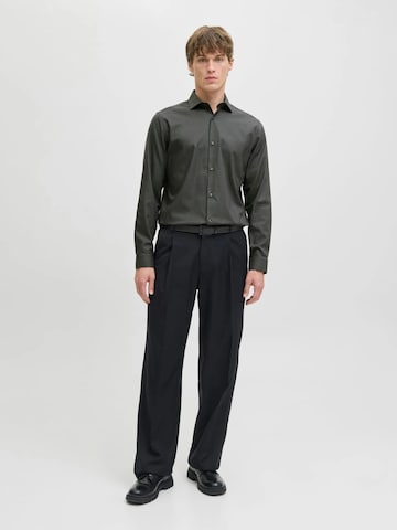 JACK & JONES Comfort fit Button Up Shirt 'Blaparker' in Grey