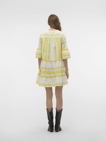 Robe 'DICTHE' VERO MODA en jaune