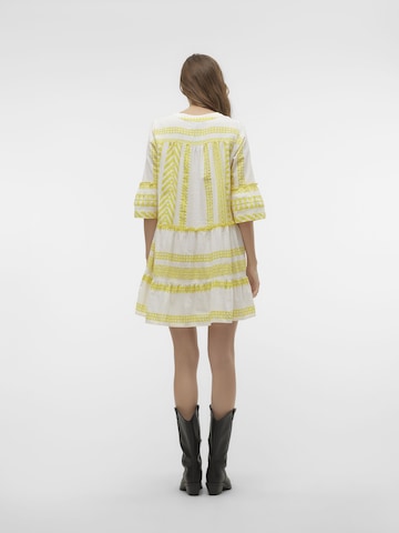 Robe 'DICTHE' VERO MODA en jaune