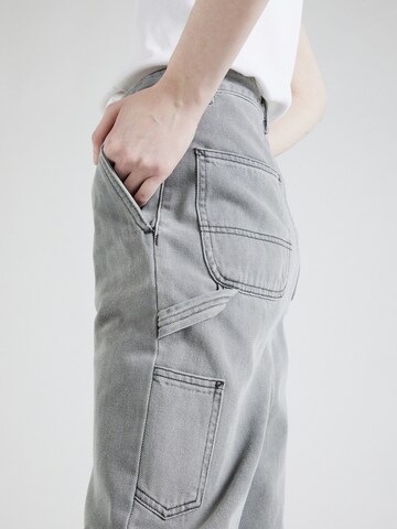 Carhartt WIP Конический (Tapered) Джинсы 'Pierce' в Черный