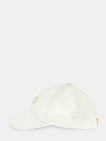 GUESS Cap in Beige