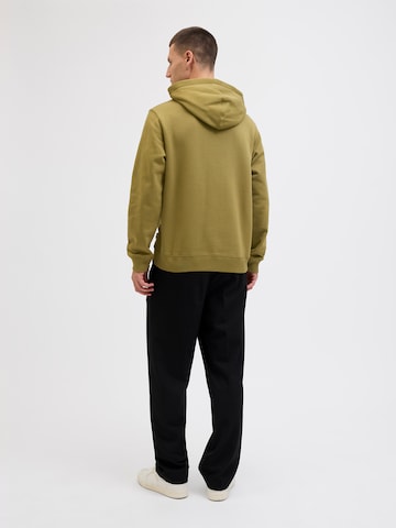JACK & JONES Μπλούζα φούτερ 'JORNORREBRO' σε πράσινο