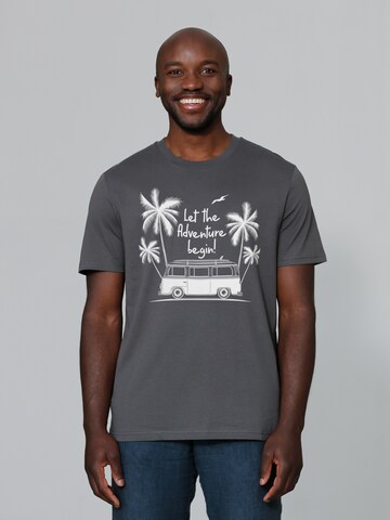 T-Shirt ' Let the adventure begin ' Watapparel en gris : devant