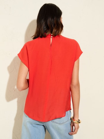 Friends Like These Bluse in Rot