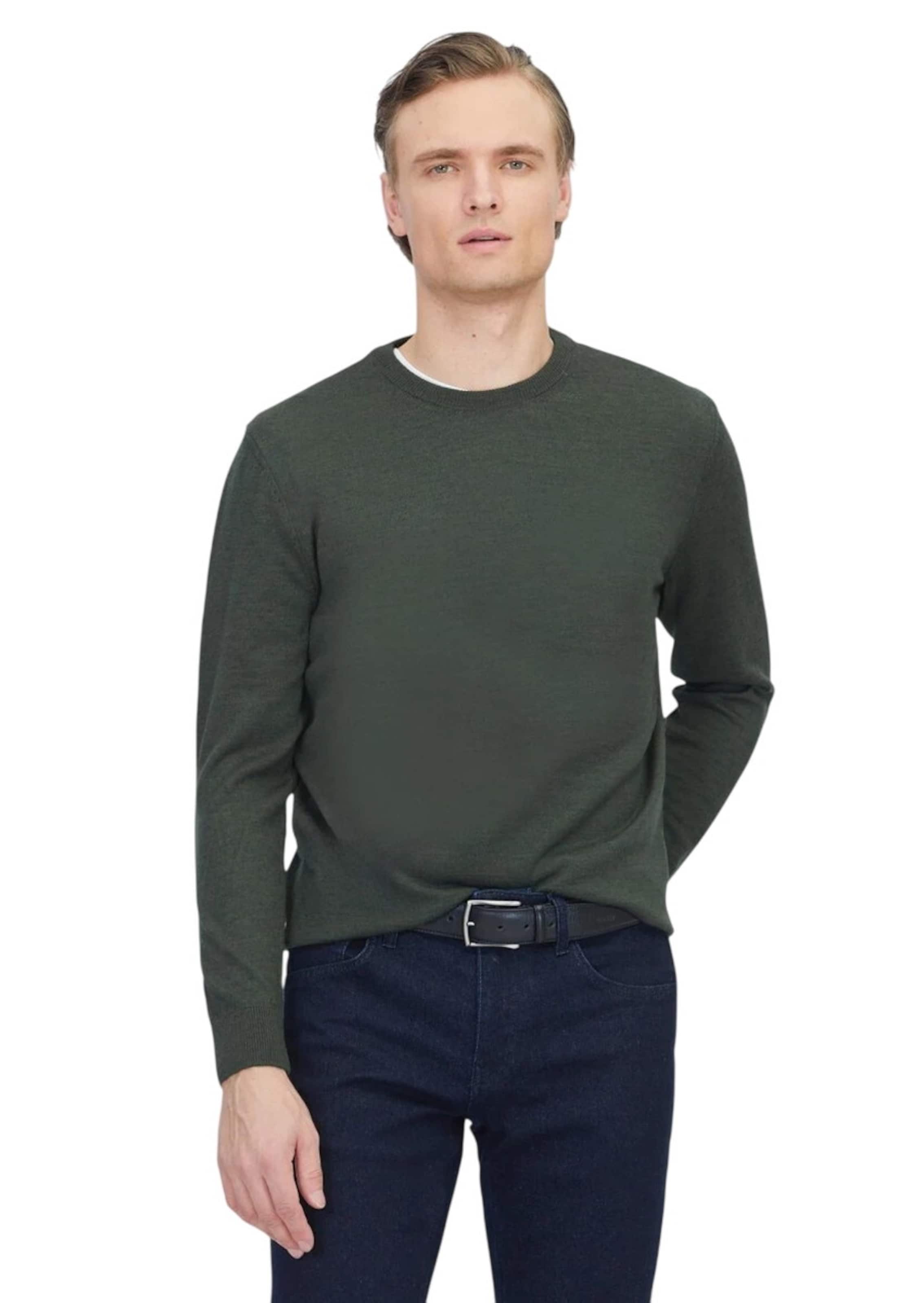 Ramsey Sweater in Green: front