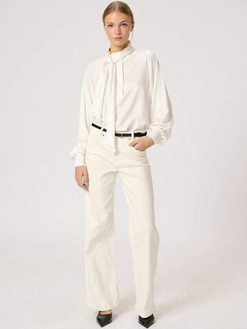 My Essential Wardrobe - Blusa 'Estelle' en blanco