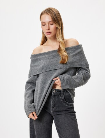 Koton Sweatshirt in Grey: front
