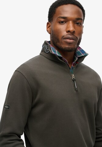 Superdry Sweatshirt in Groen