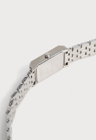 Calvin Klein - Reloj analógico 'LIGHT' en plata: atrás