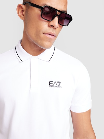 Maglietta di EA7 Emporio Armani in bianco