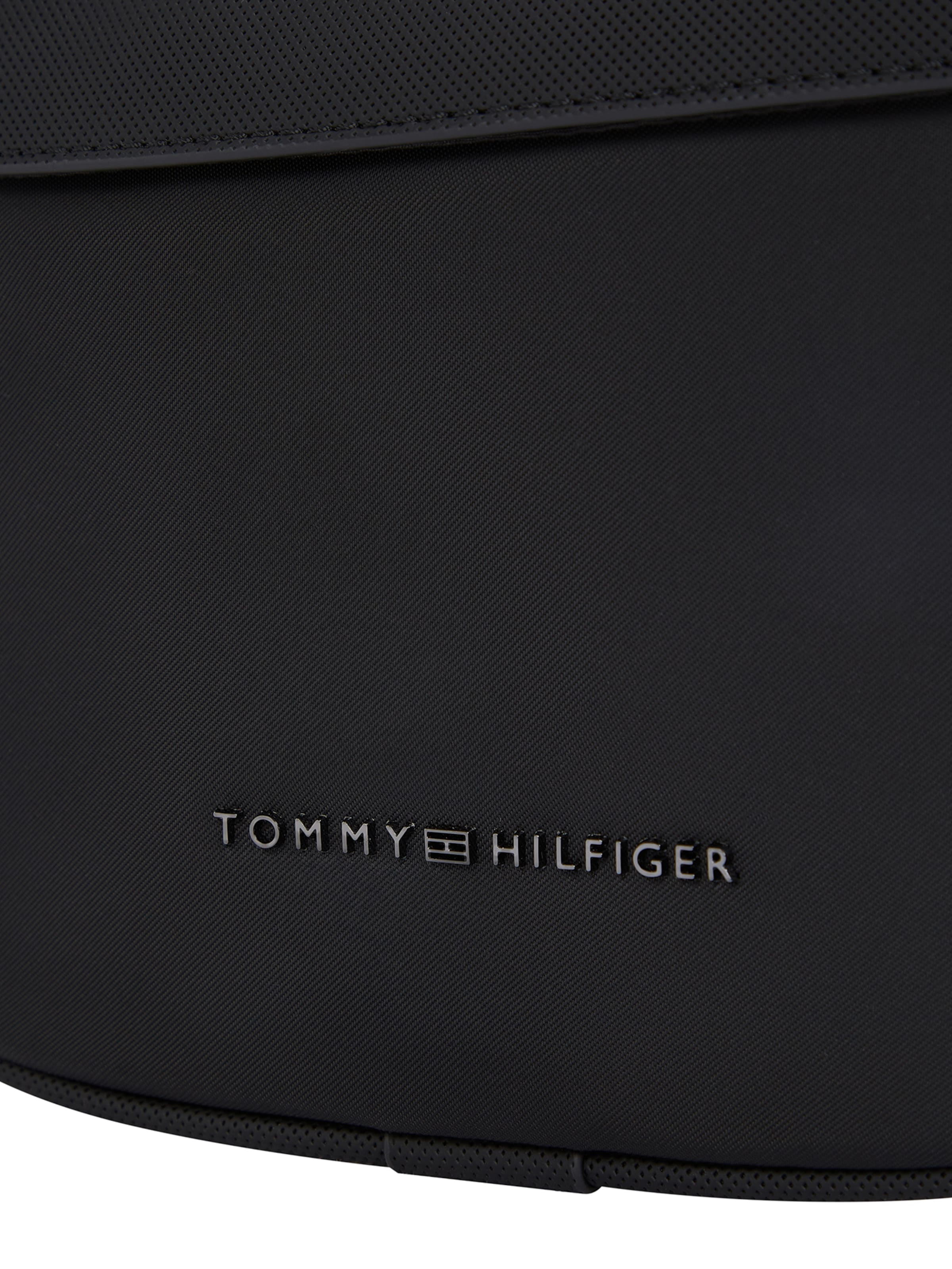 TOMMY HILFIGER Fanny Pack in Black
