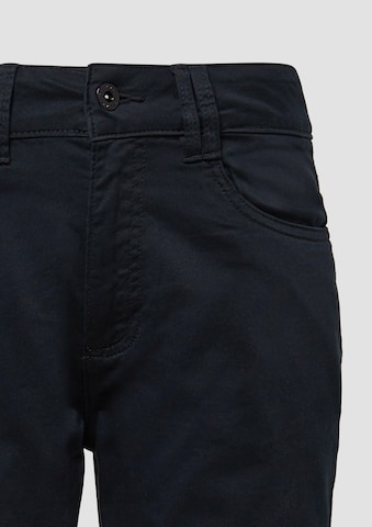 QS Slim fit Trousers 'Catie' in Black