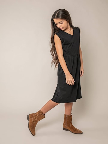 Robe 'Ayna' Deeluxe en noir