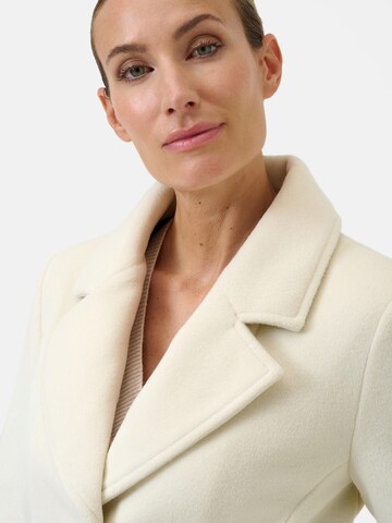 Cappotto di mezza stagione 'Rosana' di RICANO in bianco