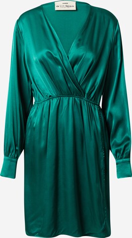 Robe 'Erika' A LOT LESS en vert : devant