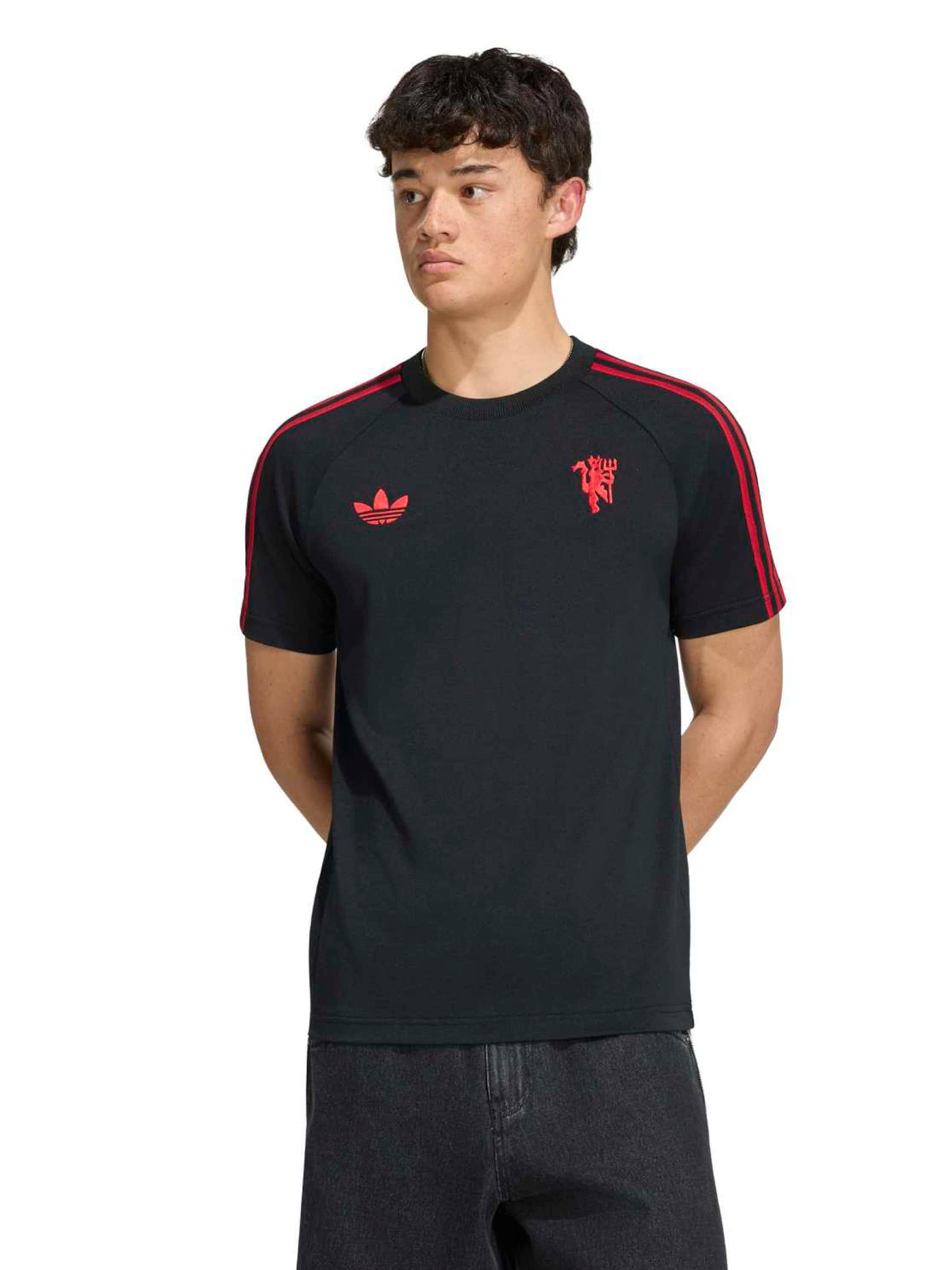 ADIDAS PERFORMANCE Функционална тениска 'MUFC' в черно: отпред