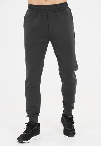 Virtus Tapered Sweatpants 'Taro' in Grau: Vorderseite